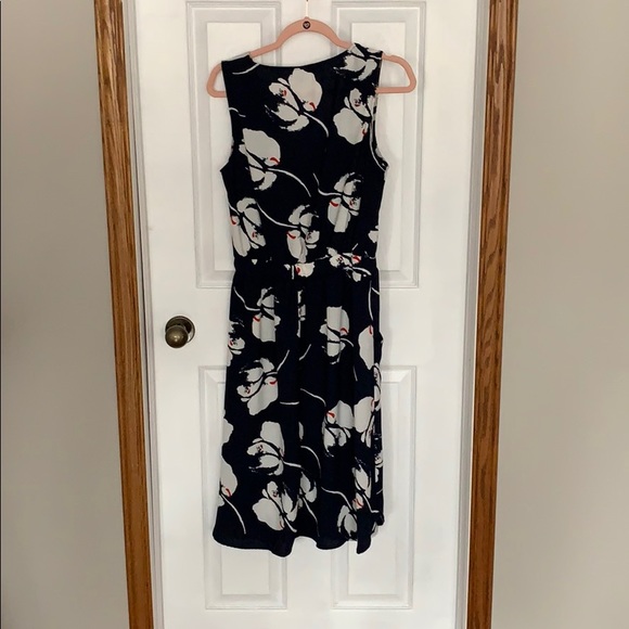 Silver Icing Dress - Picture 2 of 2